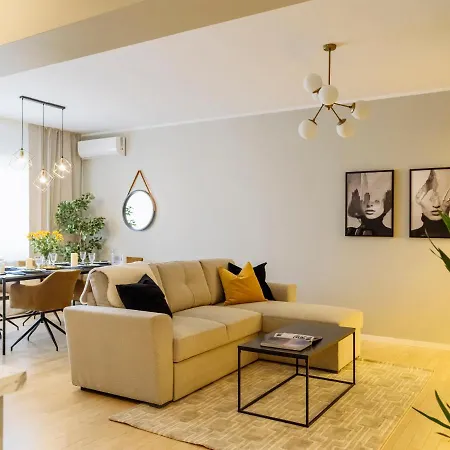 Luxurious 3br Flat - Amazing Views - 3 Balconies * Bucharest