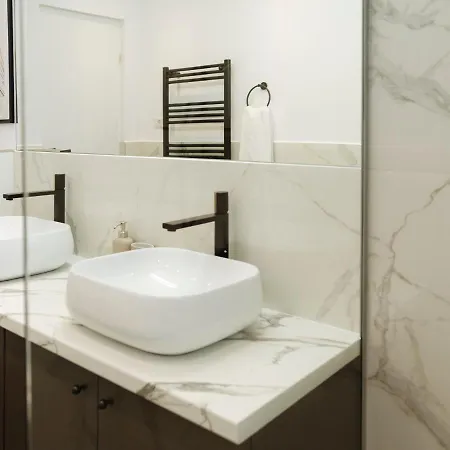 Luxurious 3br Flat - Amazing Views - 3 Balconies *